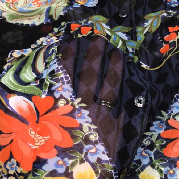 CAbi 3072 Amour Semi Sheer Blouse Floral XS 0-2 Corporate Work Office Coquette - Picture 6 of 7